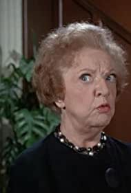 The Short Happy Circuit of Aunt Clara
