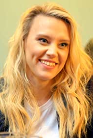 Kate McKinnon: A Brain In A Jar